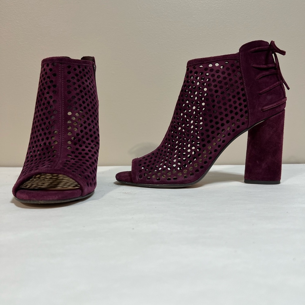 Gianni Bini size 8.5 chunky heel Klaytinn shoe